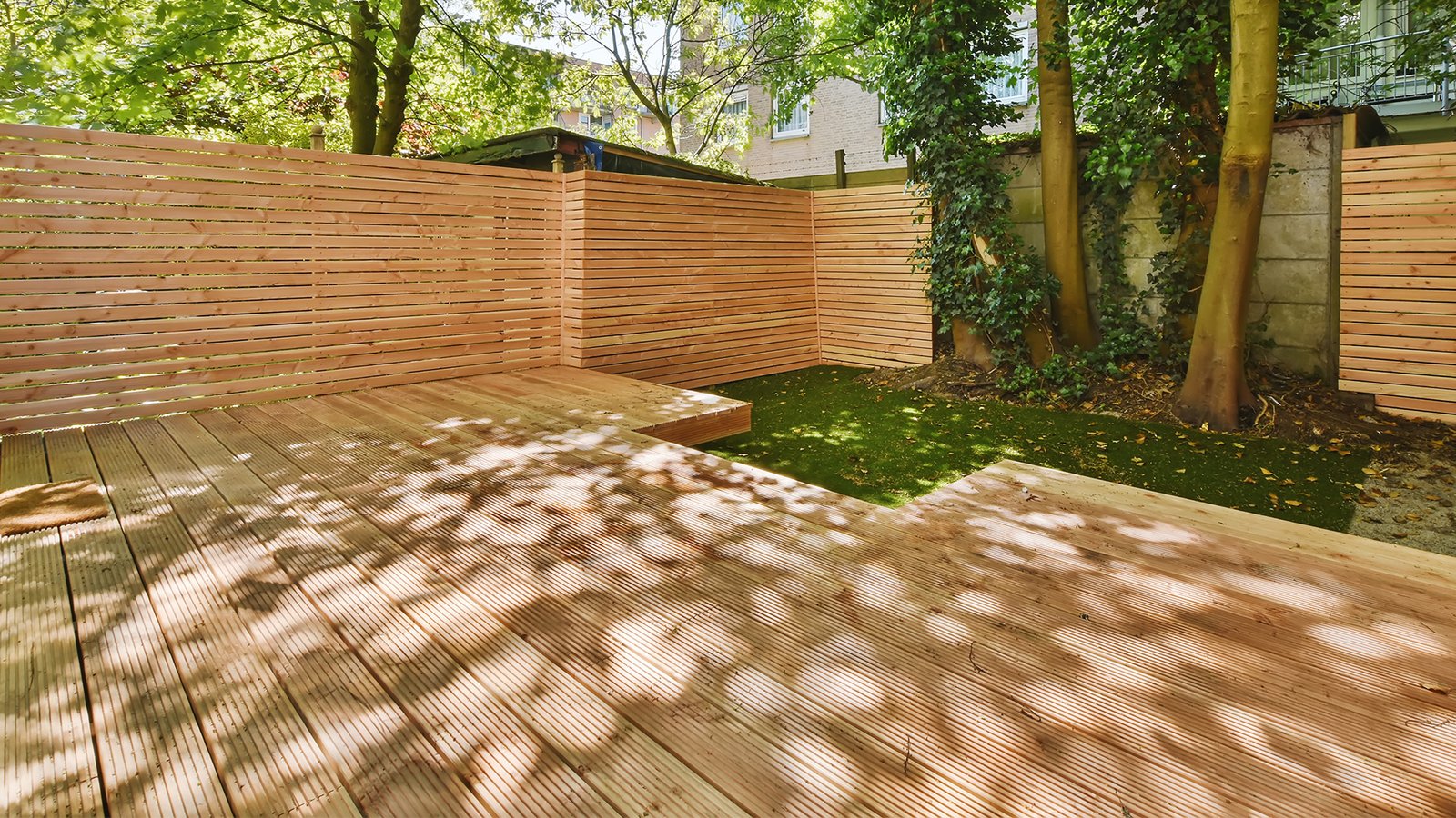 Decking Installation - We work closely with you to create a decking area that complements your home and enhances your outdoor lifestyle.